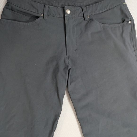 Sold - Picture 5 of 10